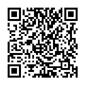 两根手指拎起那只在上阴学宫比玲珑剑还来得出名的武媚娘二维码生成