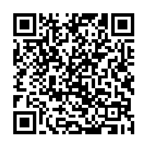 两根砸下来的扁担竟被一股子反作用力直接震地断成两截二维码生成