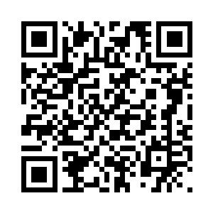 中年男子小心翼翼的看向池佳一问道二维码生成