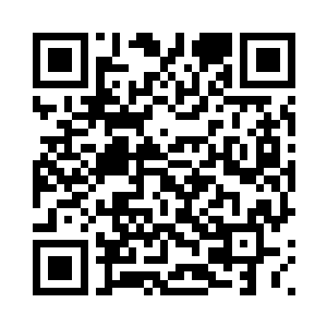 为首的一个中年男人看了看腕表后二维码生成