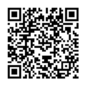 之前随着救护车前往麦记急救的女医生小声将事情讲明白了二维码生成