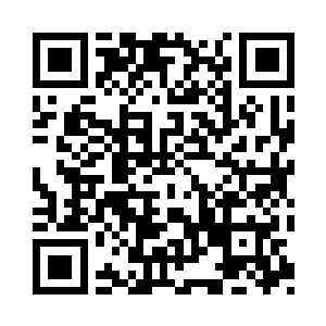 九宫格的中间一股淡青色的灵气宛如烟柱二维码生成