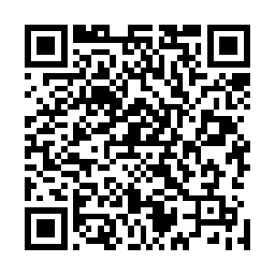 也不敢夸口说自己能毫发无损躲过白老大和燕离人联手一击二维码生成