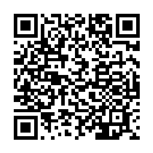 也依旧有不少光论从他长矛和巨盾的间隙中穿了过来二维码生成