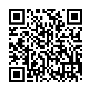 也很有眼色把手里带着的糕点等礼品递给祖母二维码生成