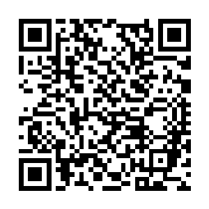 也很清楚地记得他曾在她身上哪些地方留下过印记二维码生成