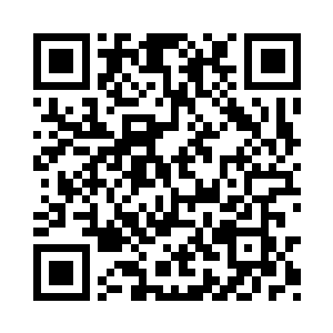 也正因为两个人都怀着这样那样的情绪和想法二维码生成