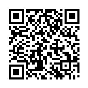 也没有再想过去纠正――他纠正过好几次二维码生成