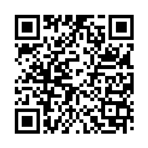 也许是他觉得被一个少年鄙视了十分没面子二维码生成