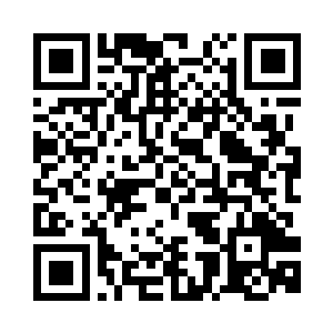 事后白家大地主白德礼抽着旱烟袋二维码生成