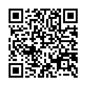 二人的视线中突然出现了一座宽敞的洞穴二维码生成