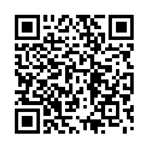 于是他就跟着这个人去到了龙牙基地二维码生成