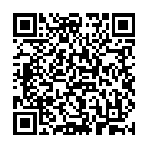 于是拜仁慕尼黑迅速在转会市场上寻找靠谱的中后卫二维码生成