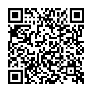 于是用轻蔑的眼神扫了赵长枪赵炳武曹疏影一眼二维码生成