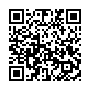 云二听完哥哥的解释之后就爬到了一边二维码生成