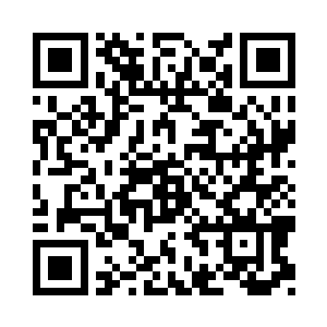 云铮立刻就成为往外抓蚂蚁最狂热的人二维码生成