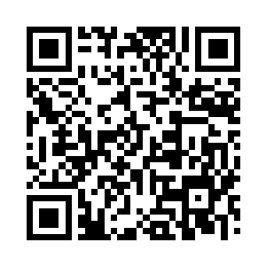 云雾上正坐落着一片恢宏而古朴的建筑群二维码生成