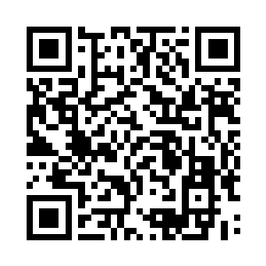 五千柄短枪在天空中划过耀眼的金色光芒二维码生成