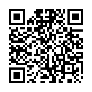 亚德里恩先生居然没有立刻答应下来二维码生成