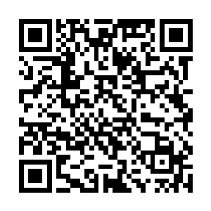 人多嘴杂仓促间也来不及也没有条件给他做其他防范二维码生成