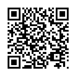 今天明明看着他们二个一起走进来的二维码生成