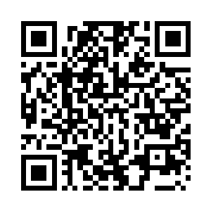 仍旧是有点面瘫且话语不多的梁思乙二维码生成
