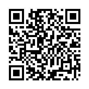 从口袋中摸出了一块用沉木香雕刻而成的香牌二维码生成