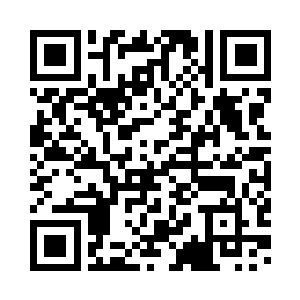 从堂屋的写字台上拿了一张a4纸过来二维码生成