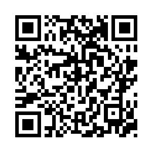 从她的衣袖中洋洋洒洒地飘荡出九张符箓二维码生成