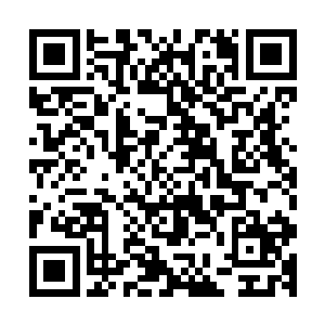 从张铁震开门锁冲进去到里面的几个人的脑袋几乎同时飞起来二维码生成
