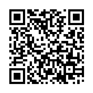 从破烂的苗服小兜兜里掏出一个小包布二维码生成