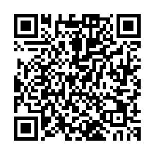 从船头倒是能看出三体的三条船艏线汇聚到了一船艏的三个diǎn二维码生成
