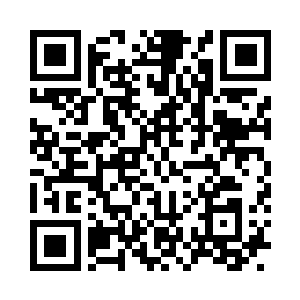 从苗坤生手里拿过陈观写的那张纸看了一眼二维码生成