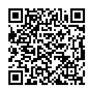 仔细地端量了一下・然后放到衣服里面贴身放好二维码生成