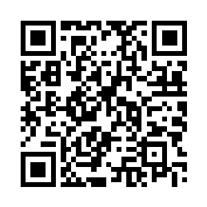 他三步并作两步跑到我们的饭桌跟前二维码生成