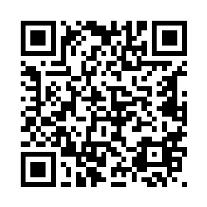 他不由分说的抢过我手里的笔放下二维码生成