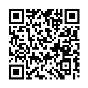 他与矮冬瓜和黑炭三人围着一张桌子吃饭二维码生成