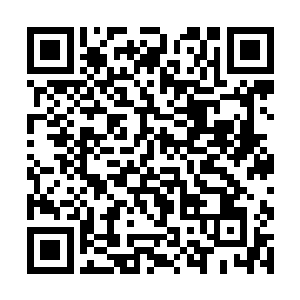 他也想起二十年前自己刚刚继位的时候做出的糊涂事二维码生成