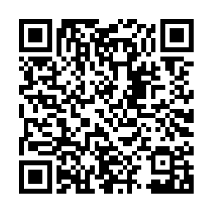 他也明白这时候上没有任何一种男女之情能够与夫妻之情相媲美二维码生成