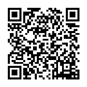 他也许会怀疑对方是不是冲着他这个市委书记身份来的二维码生成