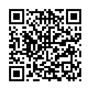 他从桌上拿起一份红头文件递给我爸二维码生成