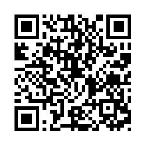 他们两人的身体坚如磐石一样站在虚空中二维码生成