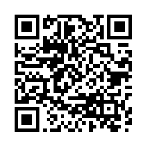 他们先用灯光将周围的区域扫一圈二维码生成