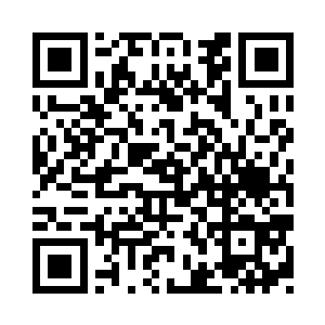 他们出现在一处暗无天日的狭窄洞穴中二维码生成