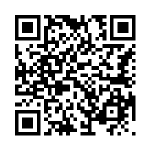 他们看到山路上缓慢行来一位青袍公子二维码生成