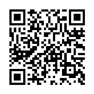 他们自己也分别跪坐两人的侧后方二维码生成