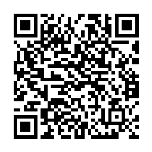 他们还不名正言顺地把自己这个打工仔给整得死去活来二维码生成