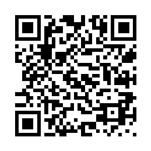 他们除了向有限的几个看重的人类二维码生成