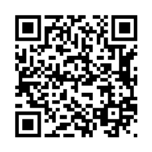 他冷冷地看着那冲到面前的火焰巨掌二维码生成