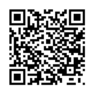 他又不愿花一两个小时跑去初耘市买二维码生成